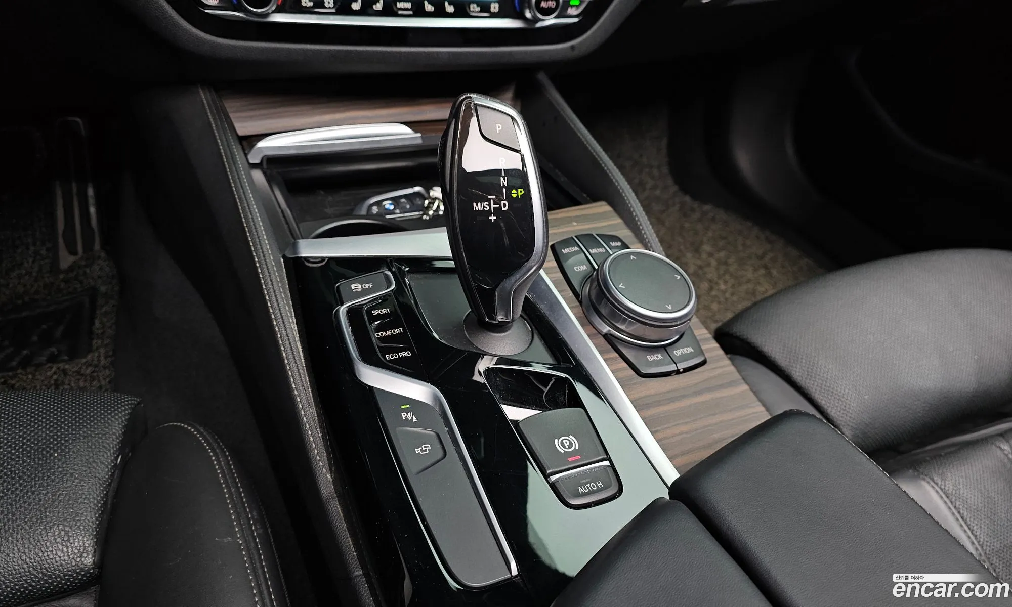 BMW 5 Series 2017 — 17