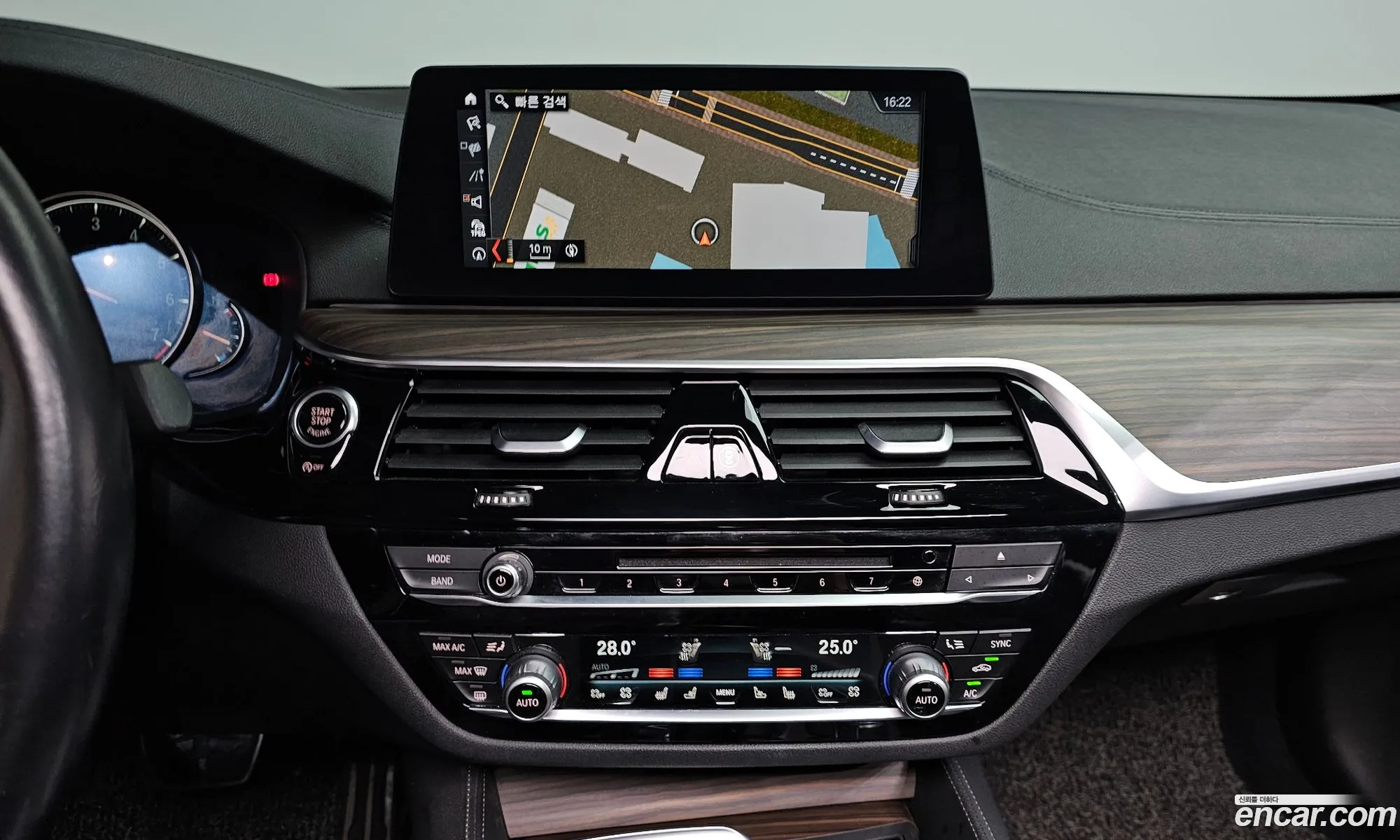 BMW 5 Series 2017 — 9