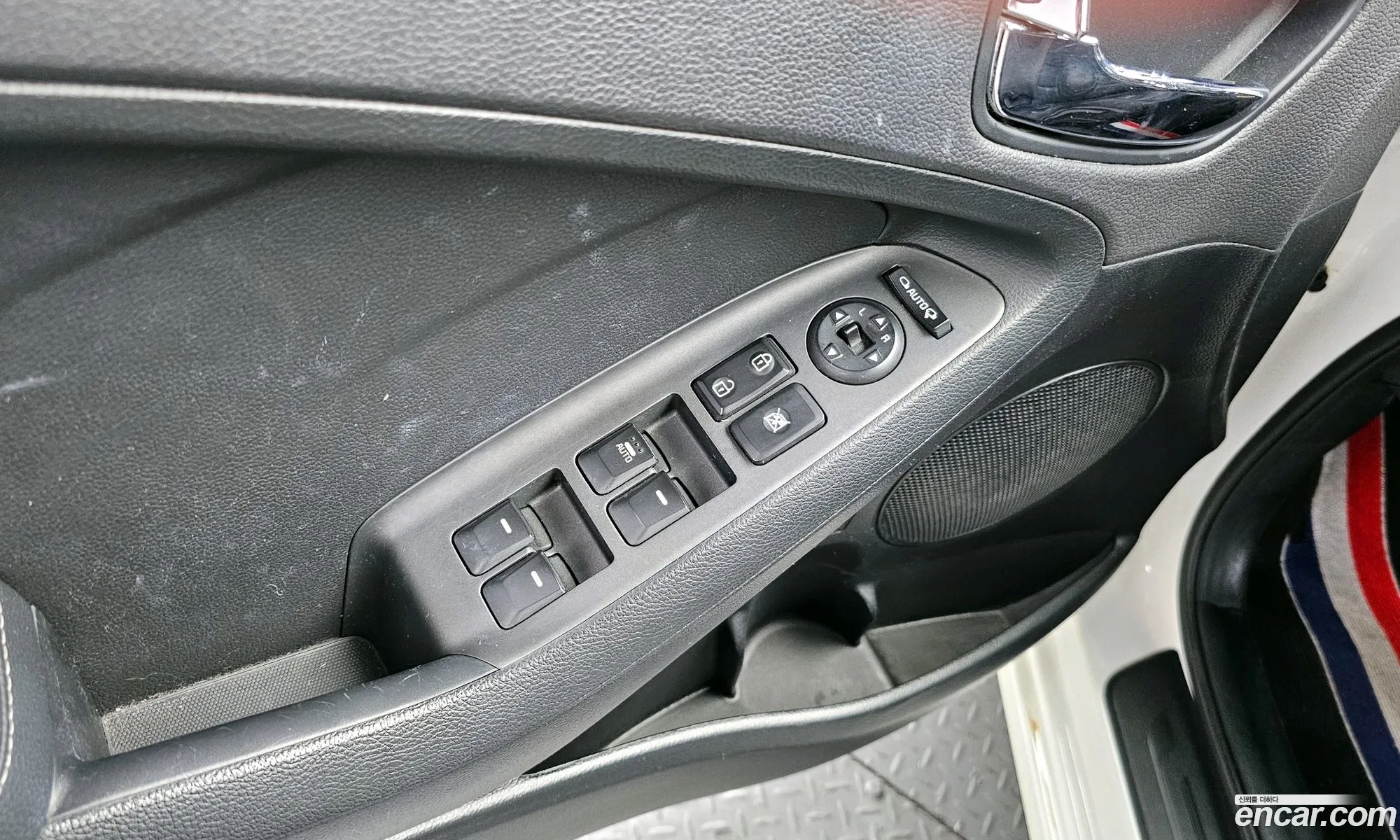 Kia K3 2015 — 5