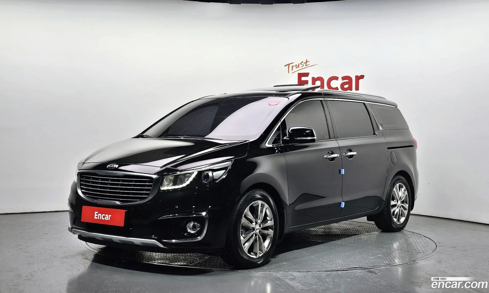 Kia Carnival 2017 KNAMB81ABHS340689 — 8