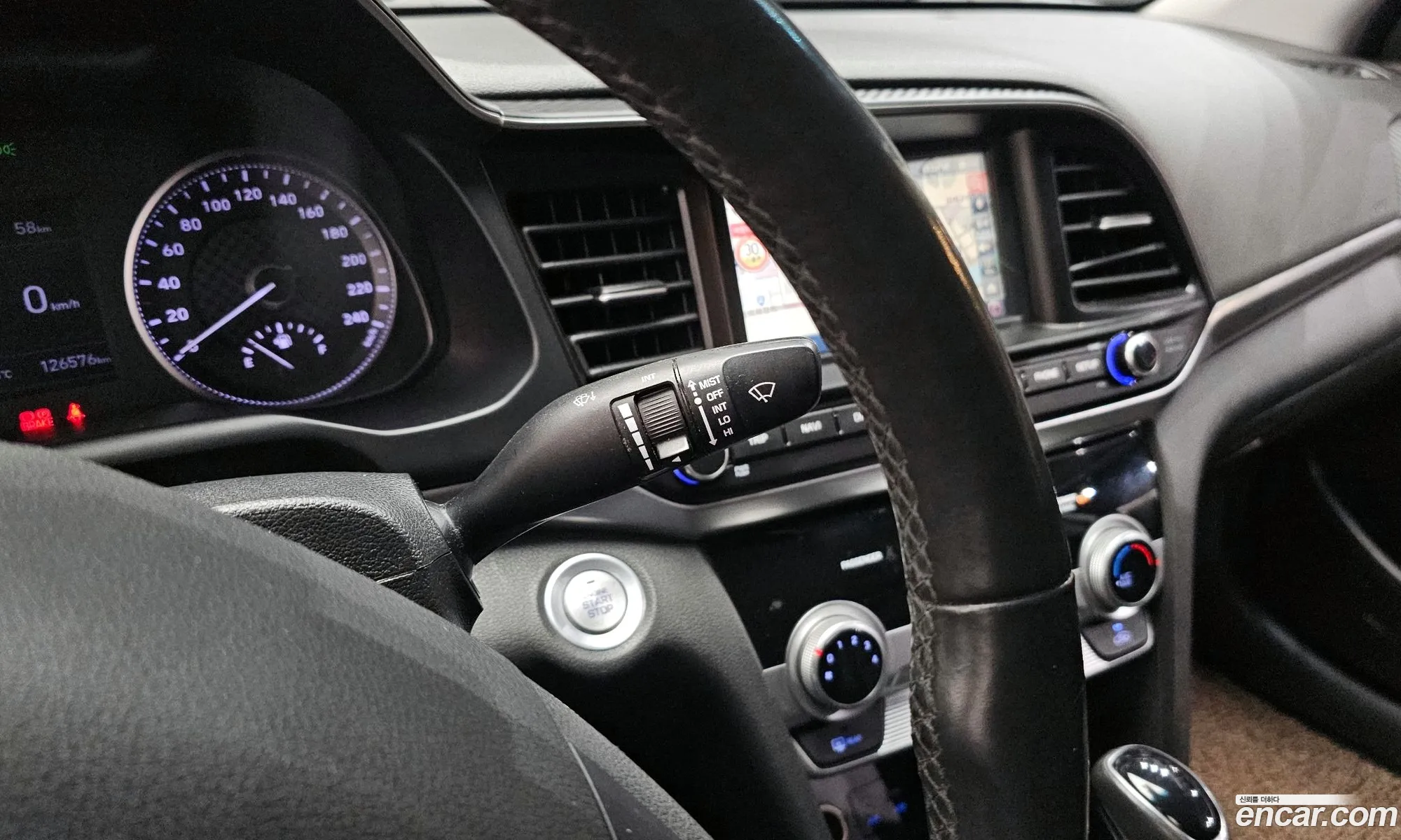 Hyundai Elantra AD 2019 — 13