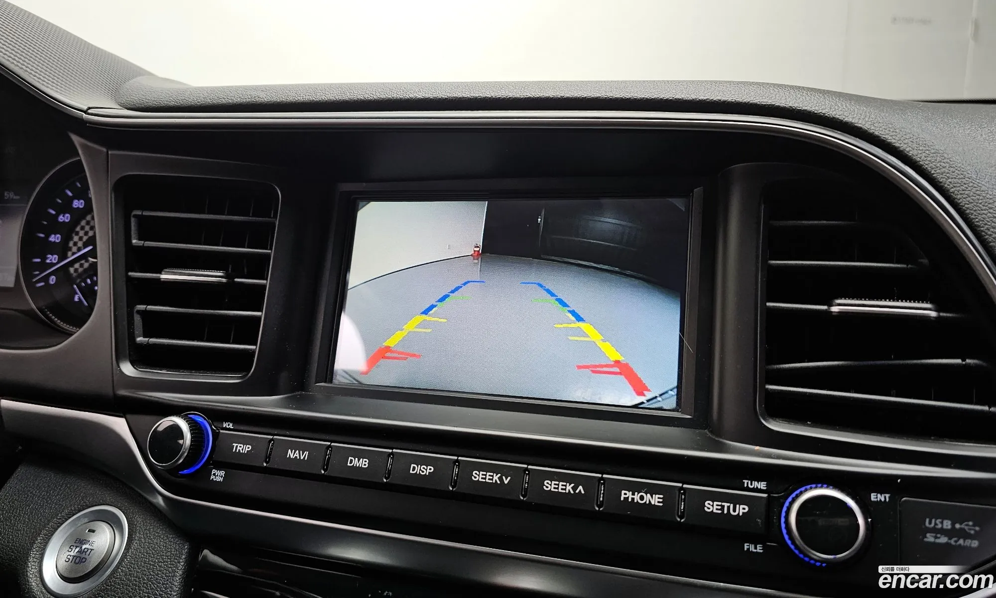 Hyundai Elantra AD 2019 — 9