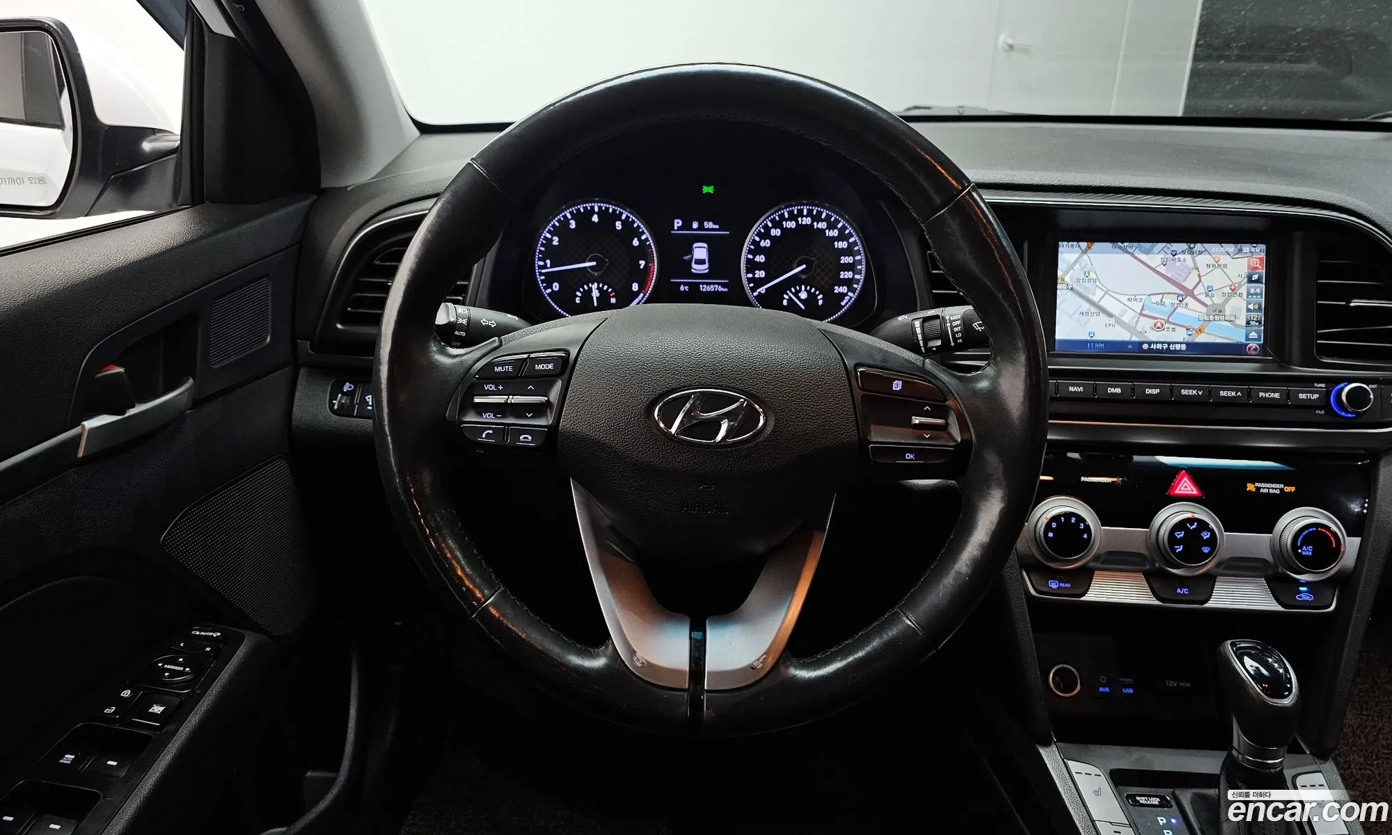 Hyundai Elantra AD 2019 — 2