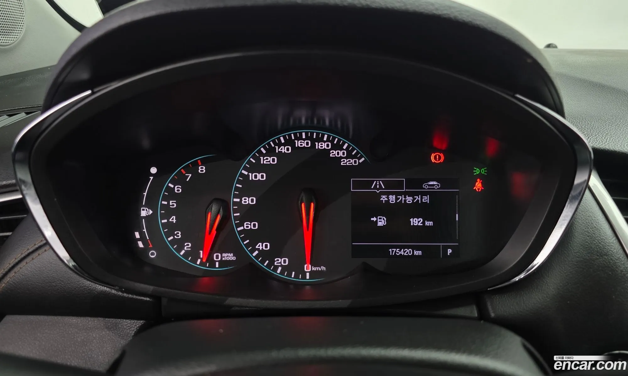 Chevrolet (GM Daewoo) Trax 2018 KLABA76BDKB806195 — 4