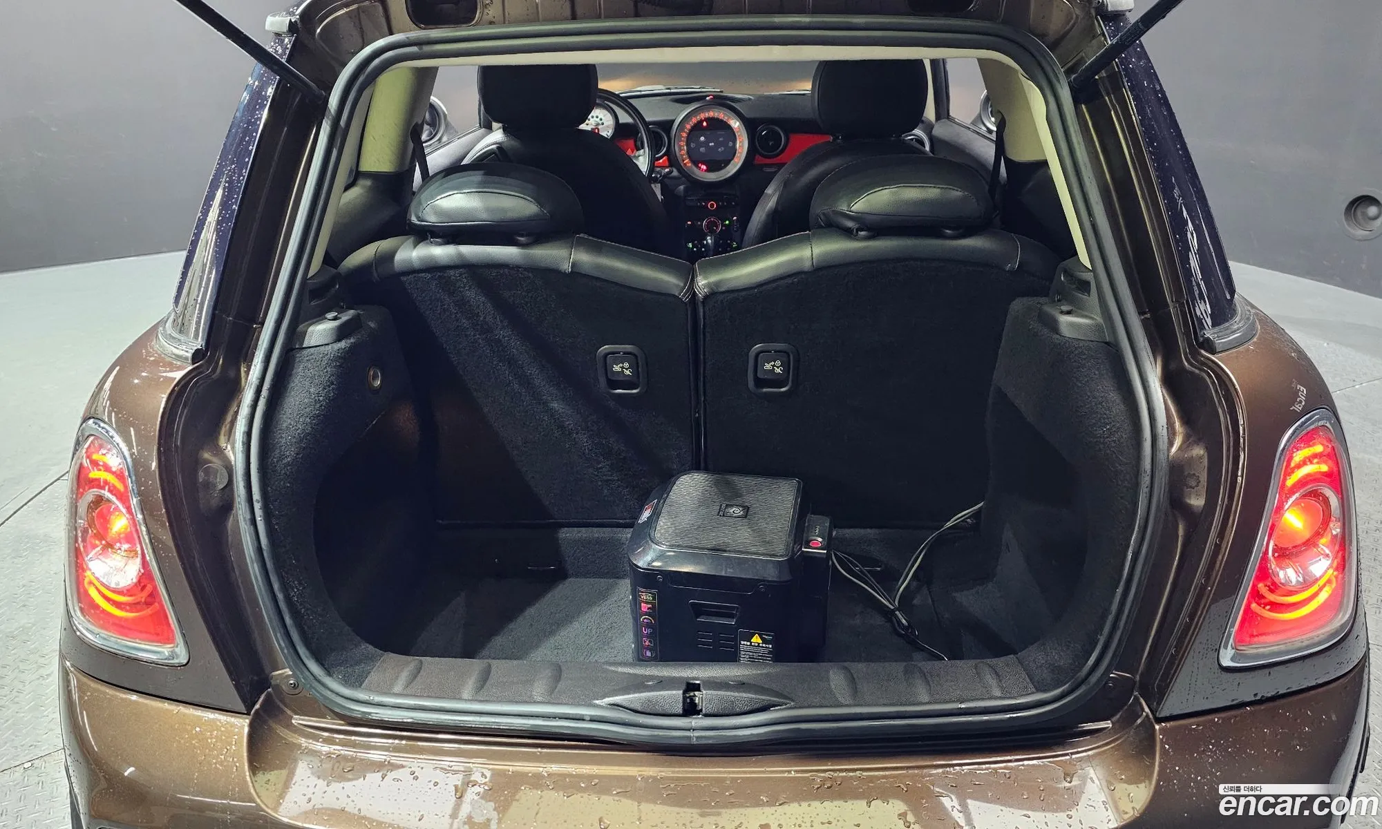 Mini Cooper 2011 WMWSU3103CT205051 — 12
