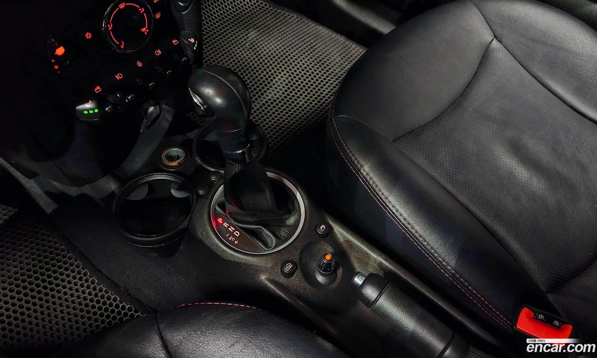 Mini Cooper 2011 WMWSU3103CT205051 — 13