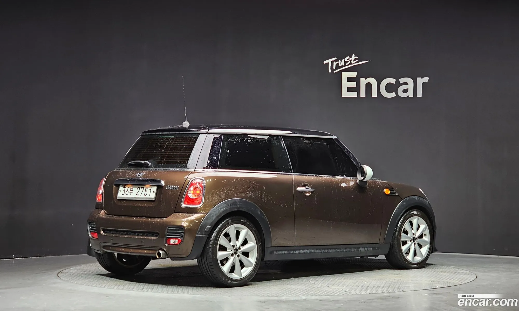 Mini Cooper 2011 WMWSU3103CT205051 — 3