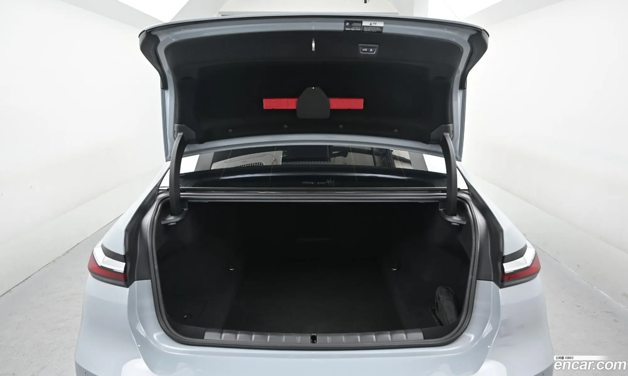BMW 7 Series 2024 — 9