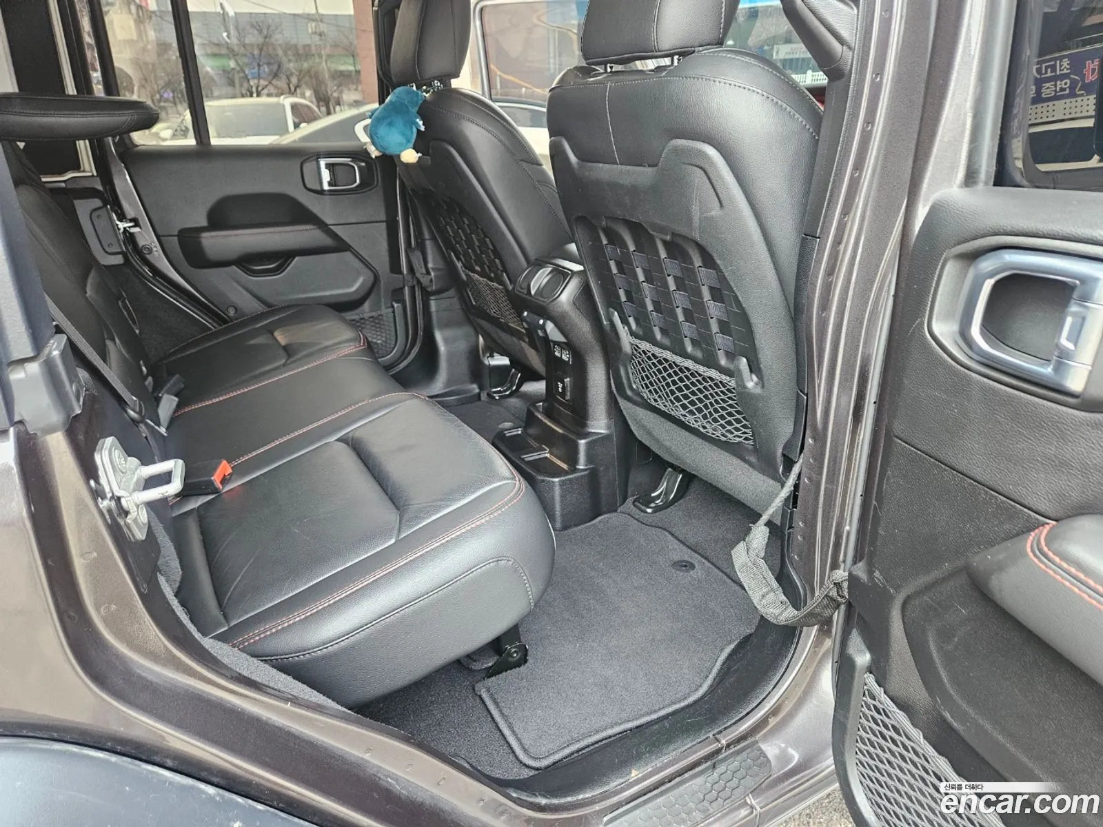 Jeep Wrangler 2021 — 9