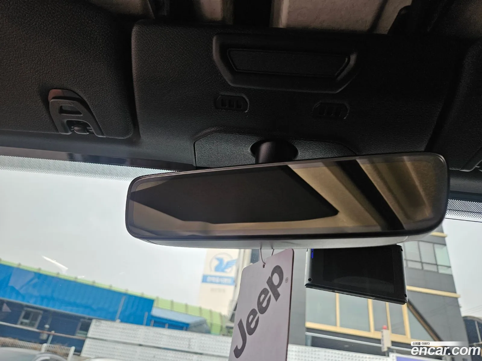 Jeep Wrangler 2021 — 11