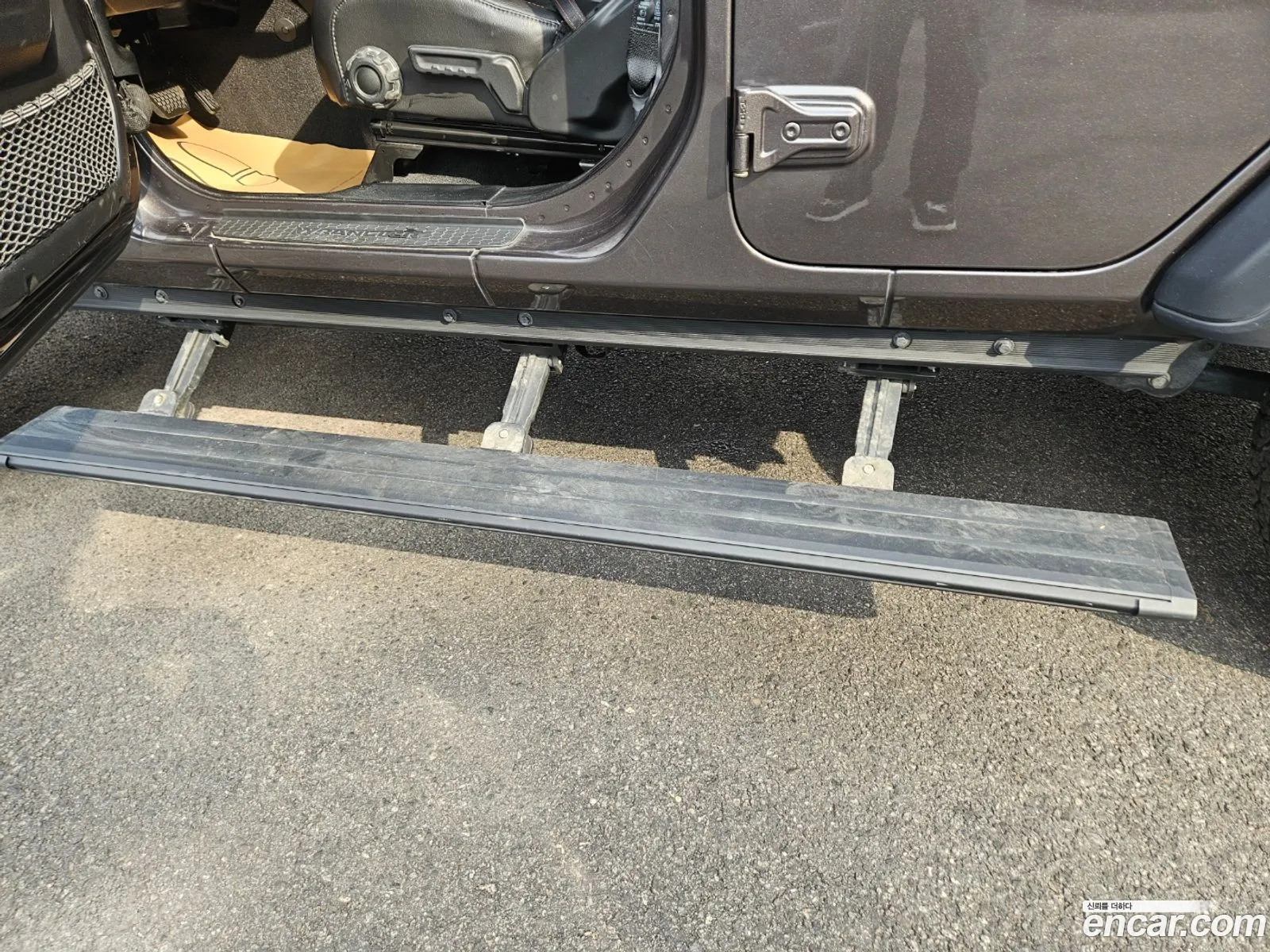Jeep Wrangler 2021 — 15