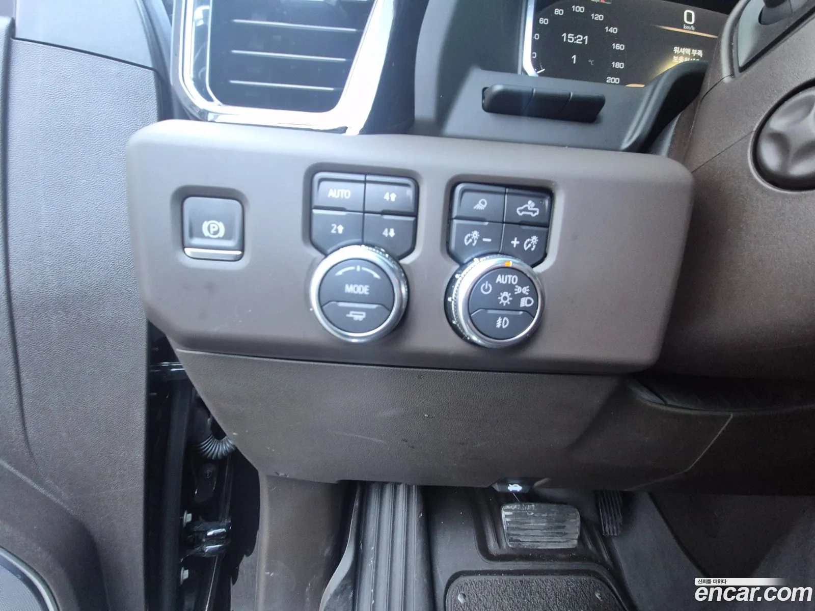 GMC Sierra 2024 — 3