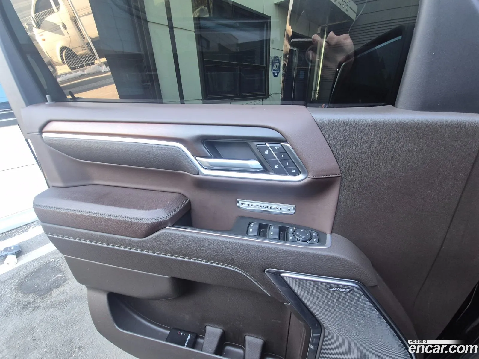 GMC Sierra 2024 — 4