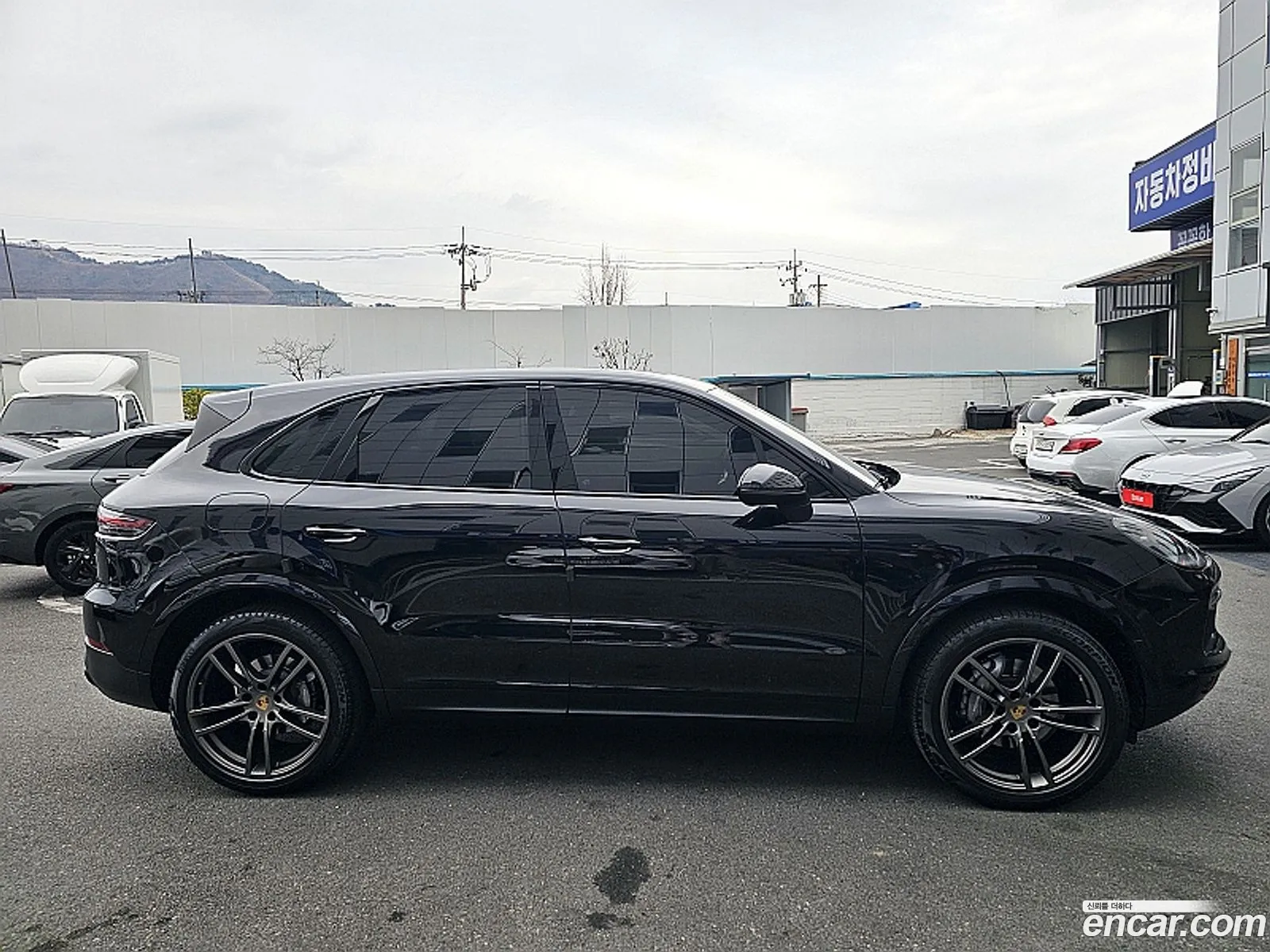 Porsche Cayenne 2019 — 11