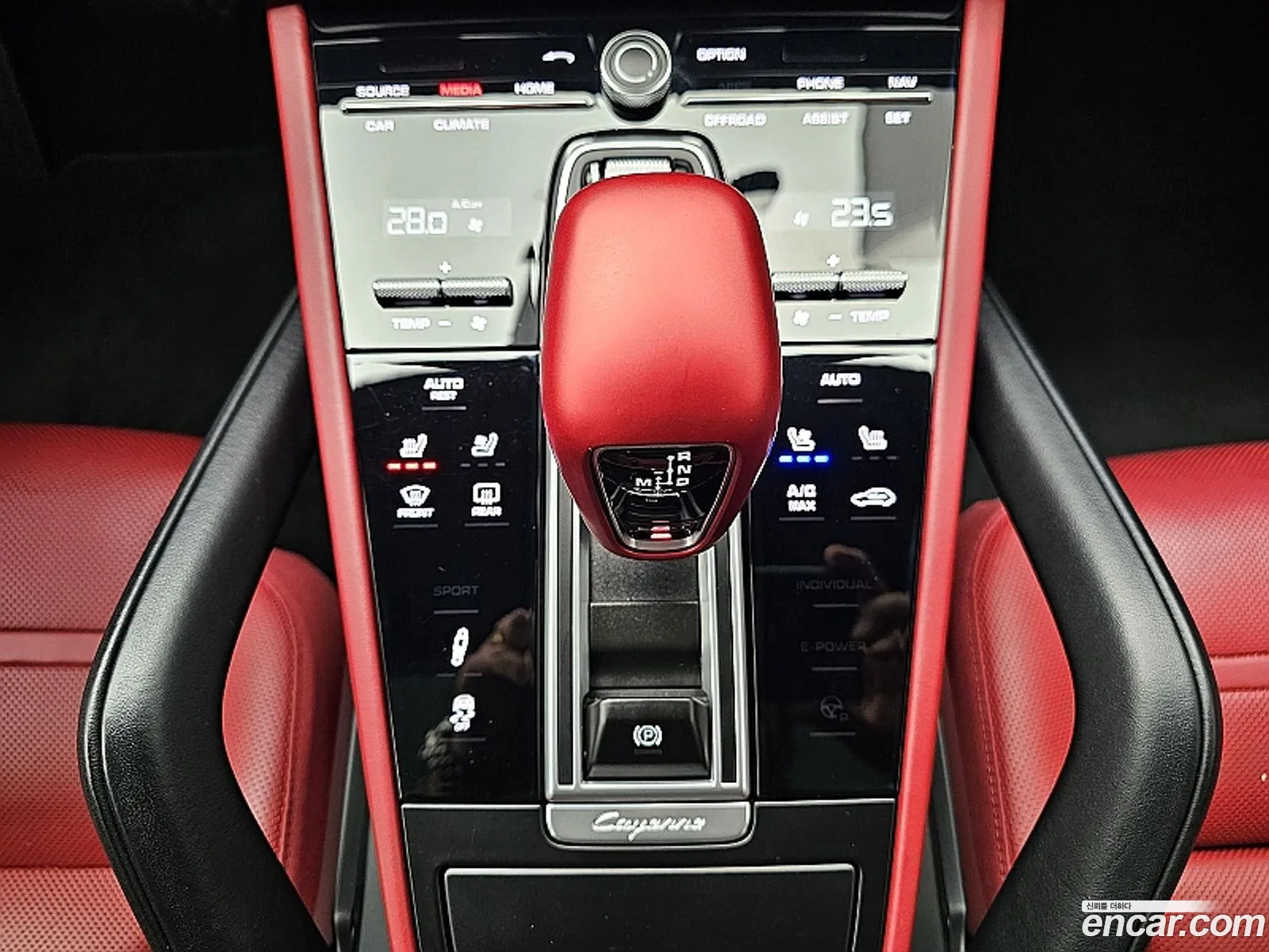 Porsche Cayenne 2019 — 12