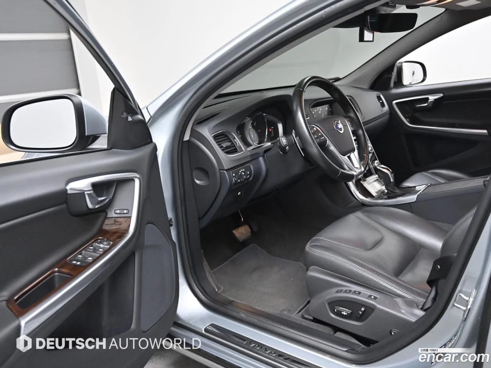 Volvo V60 2017 — 15