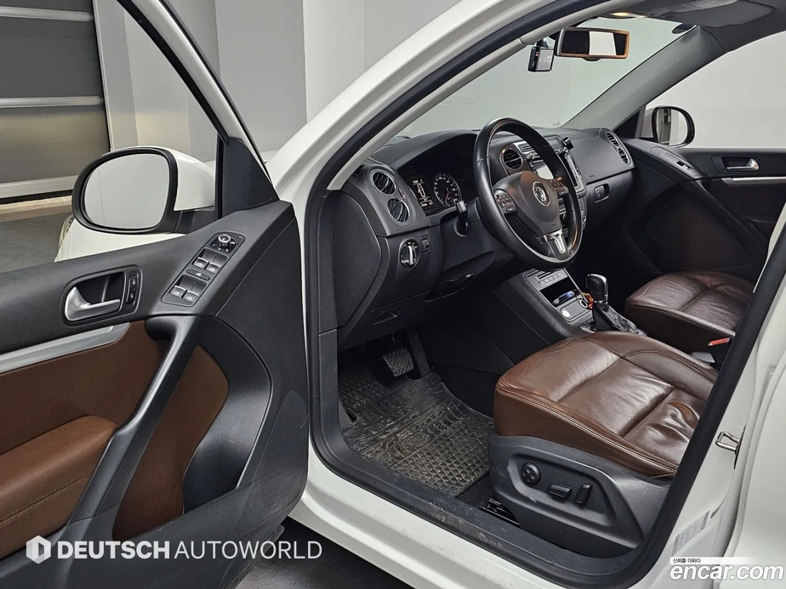 Volkswagen Tiguan 2012 — 19