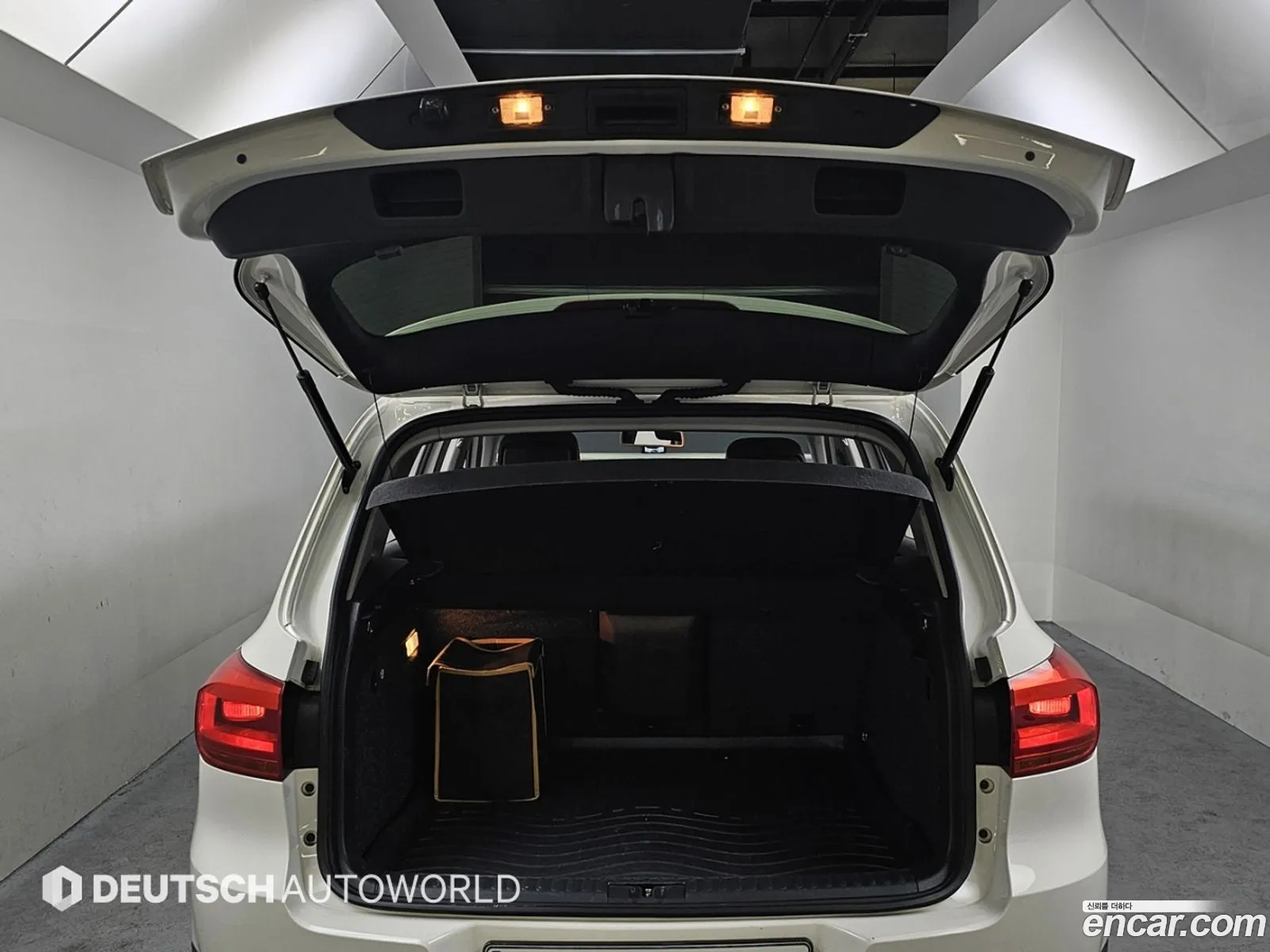 Volkswagen Tiguan 2012 — 10