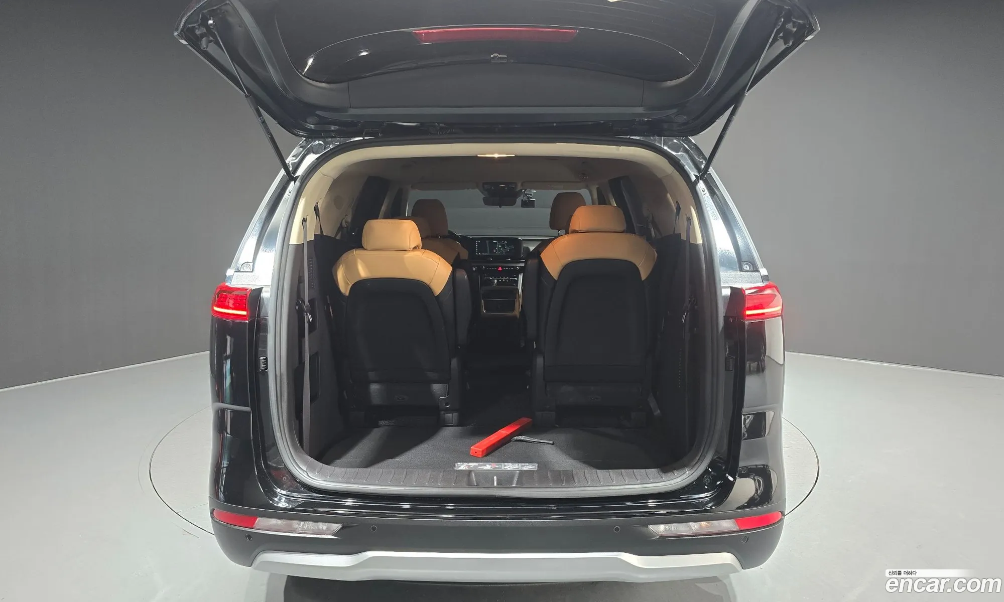 Kia Carnival 2022 — 13