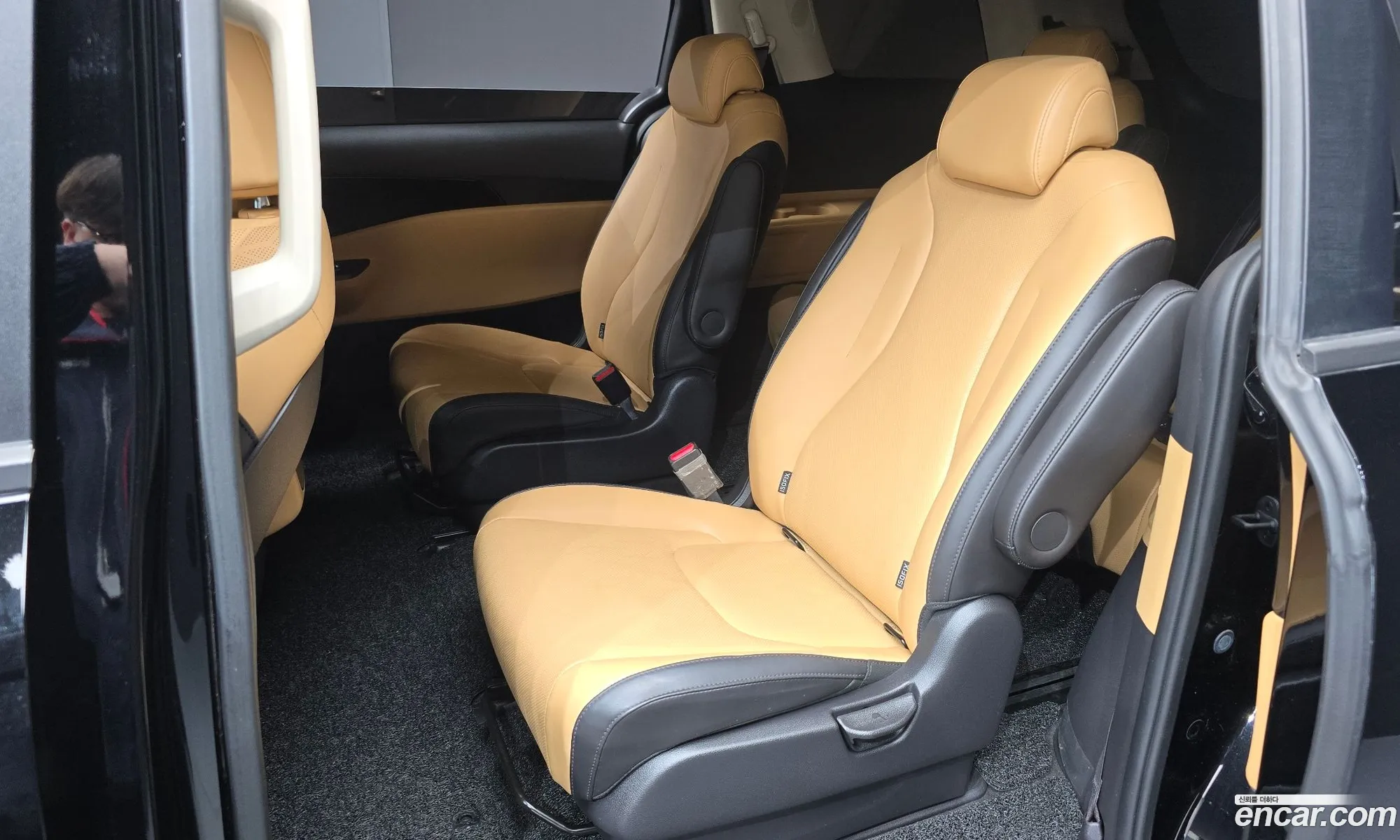 Kia Carnival 2022 — 16