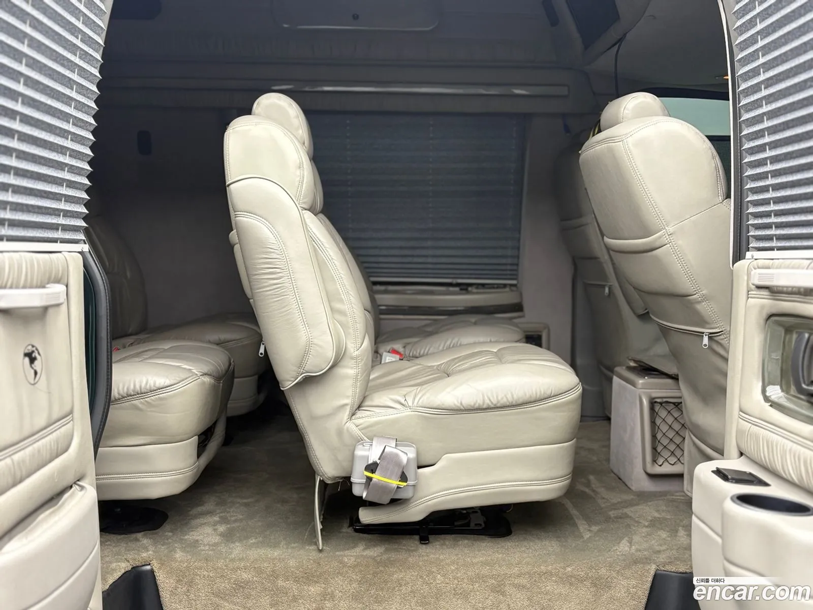 Chevrolet Express Van 2004 — 4