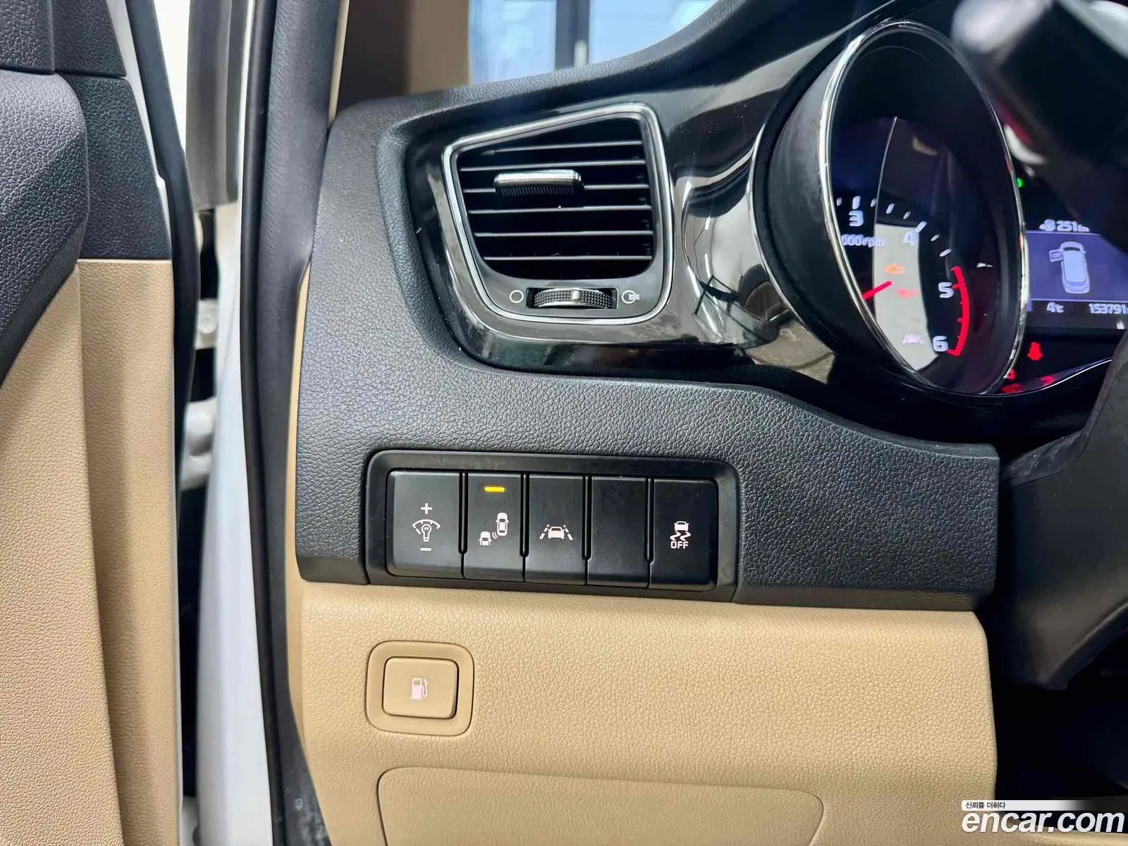 Kia Carnival 2019 — 20