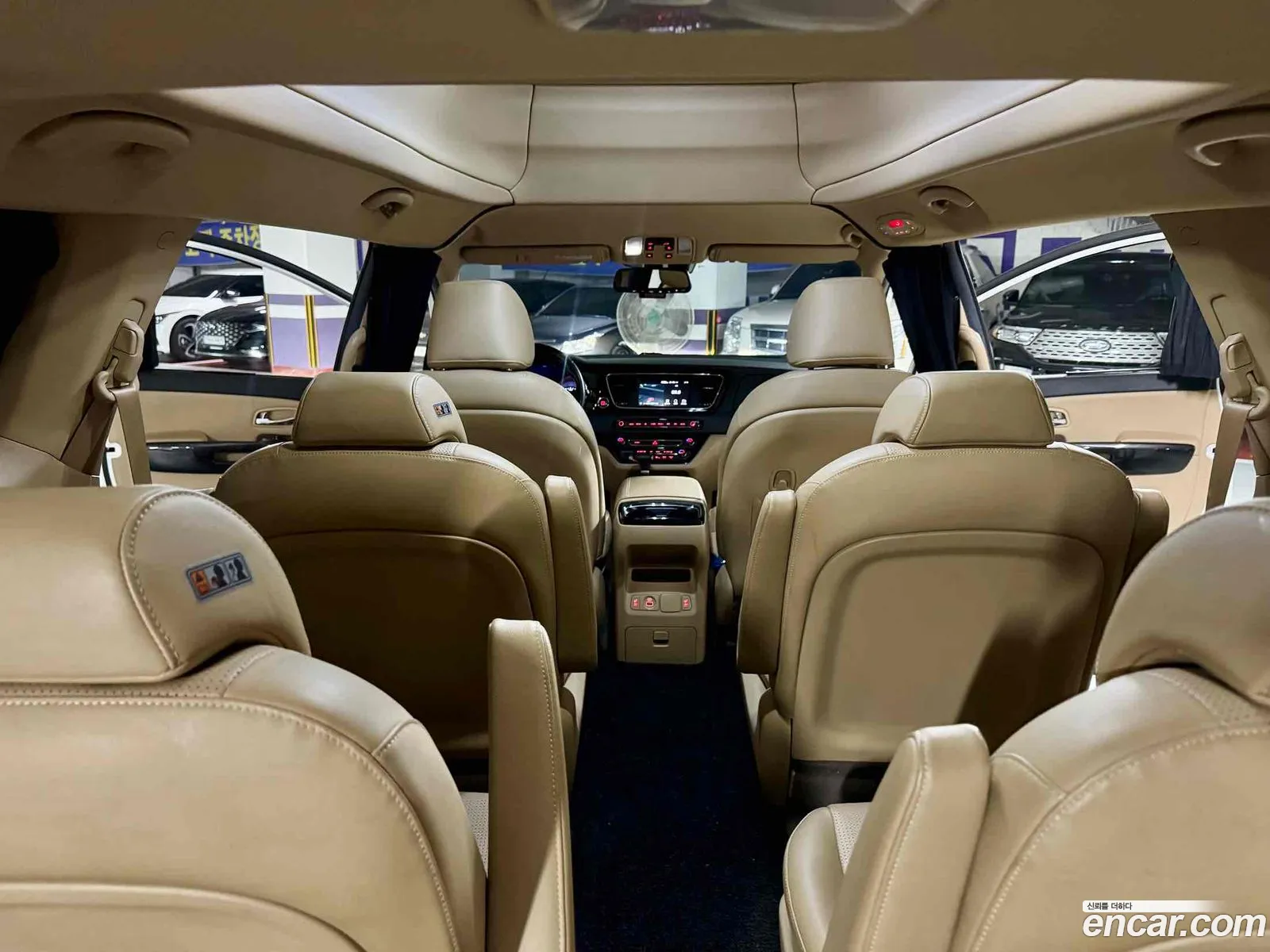 Kia Carnival 2019 — 8