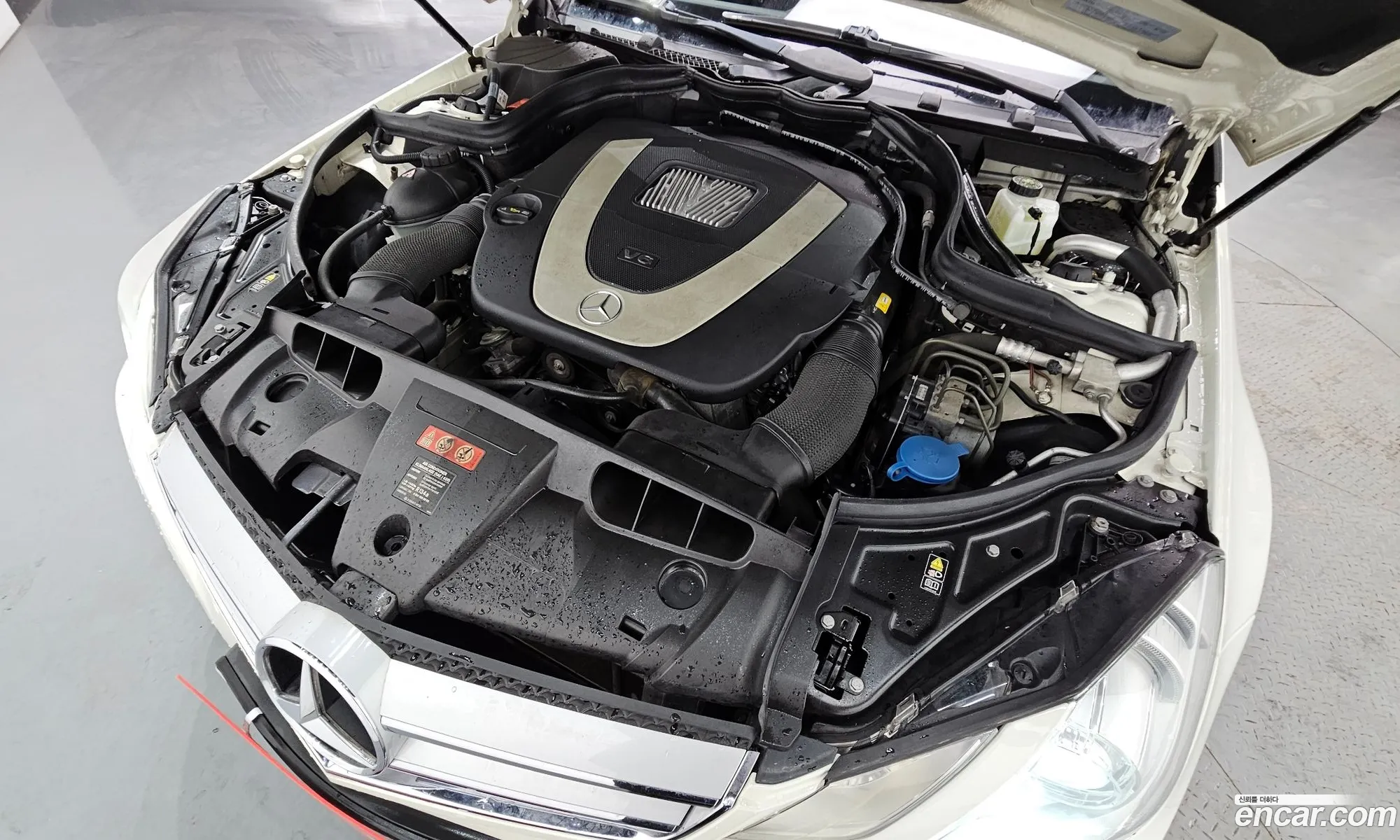 Mercedes-Benz E-Class W212 2011 WDDKJ5GB5BF112423 — 13