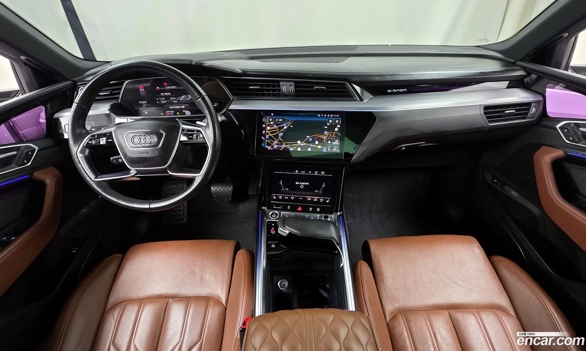 Audi e-tron 2021 WAUZZZGE4MB043945 — 11