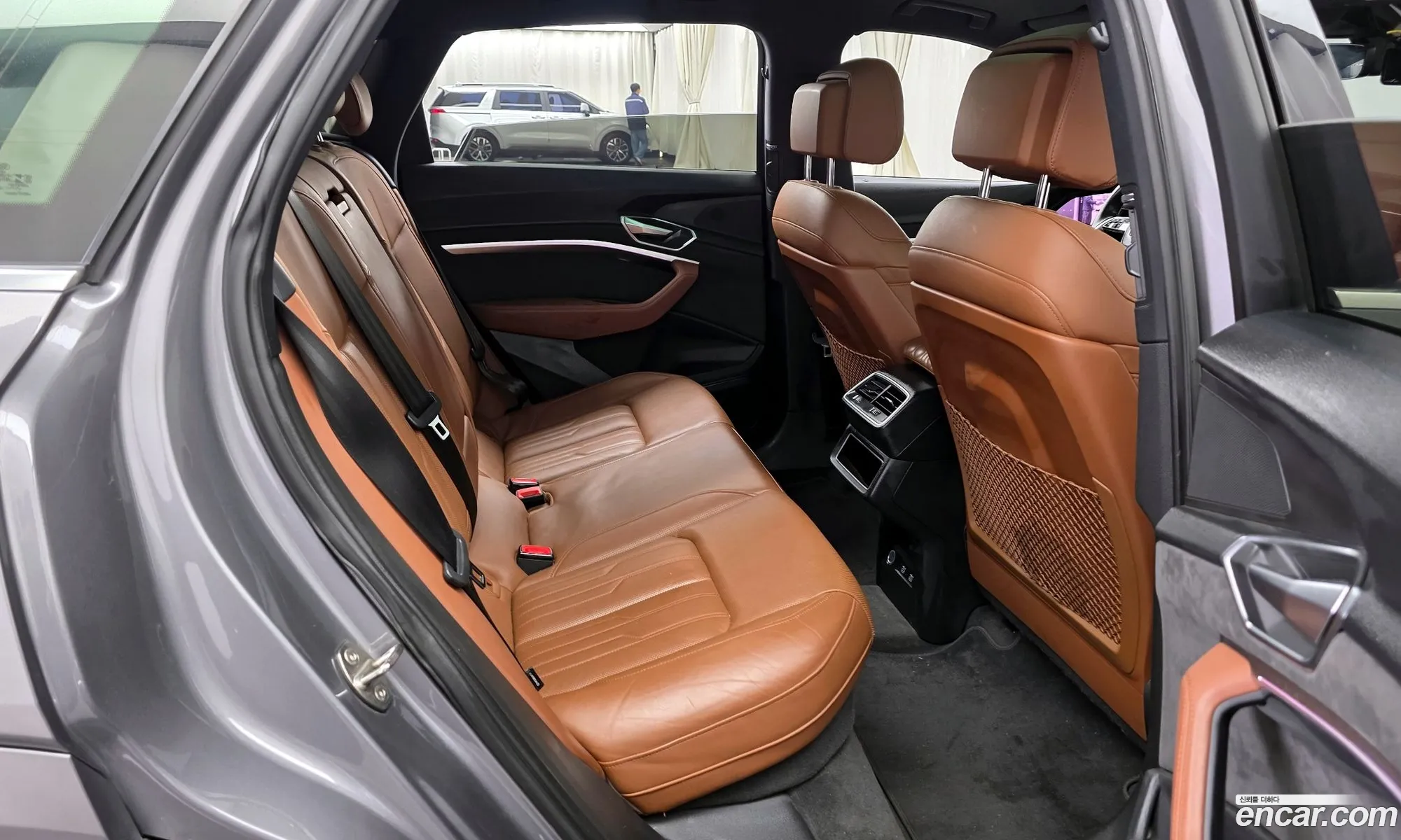 Audi e-tron 2021 WAUZZZGE4MB043945 — 20