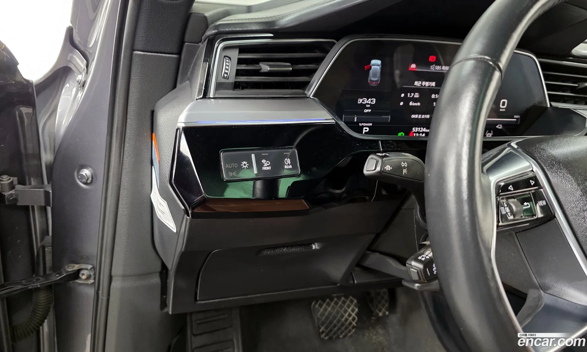 Audi e-tron 2021 WAUZZZGE4MB043945 — 15