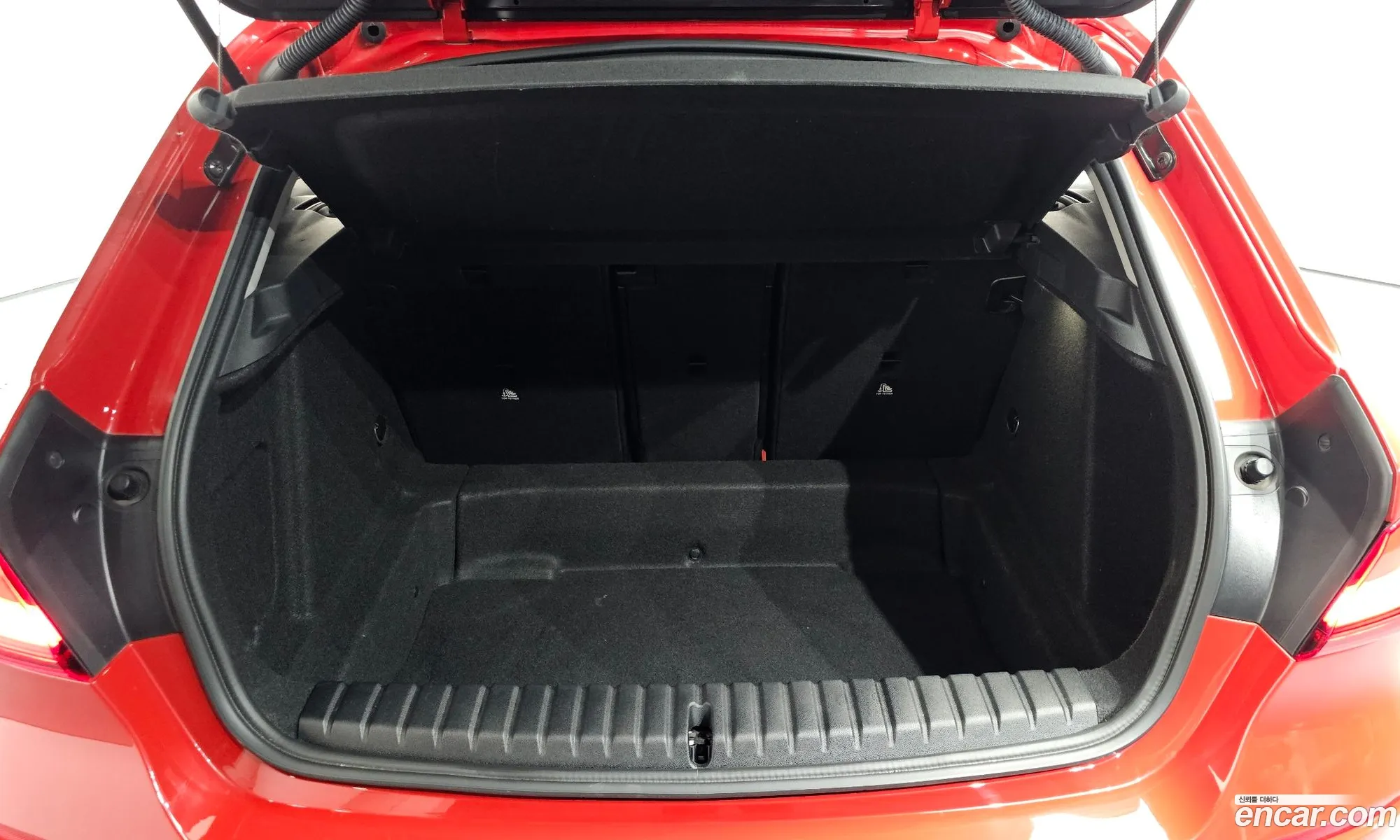 BMW 1 Series 2020 WBA7M9106L7F53995 — 4