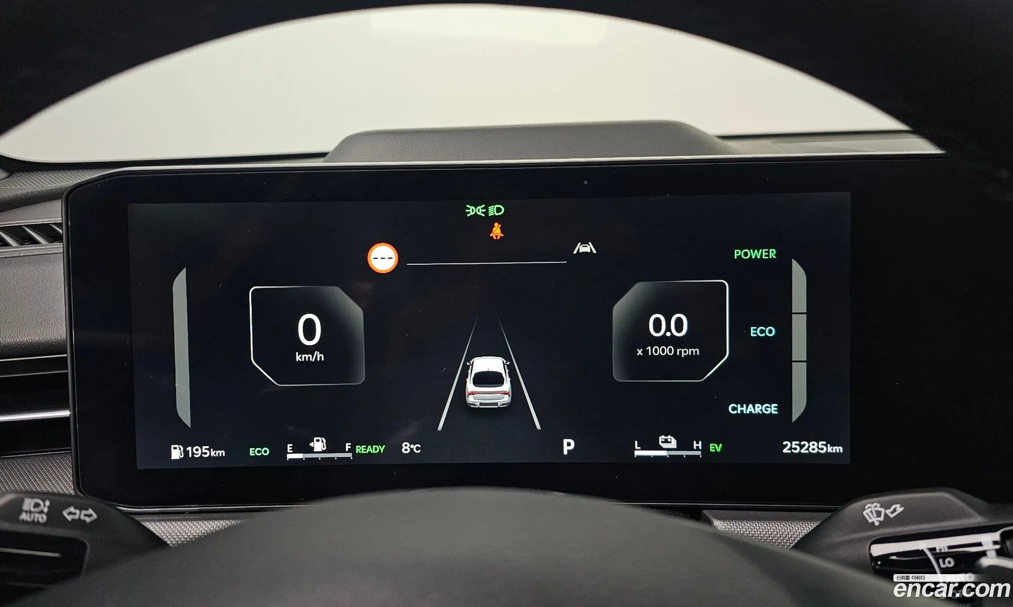 Kia K5 Hybrid 2024 — 17