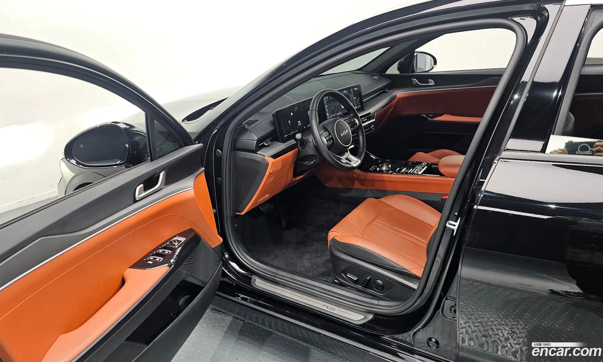Kia K5 Hybrid 2024 — 18
