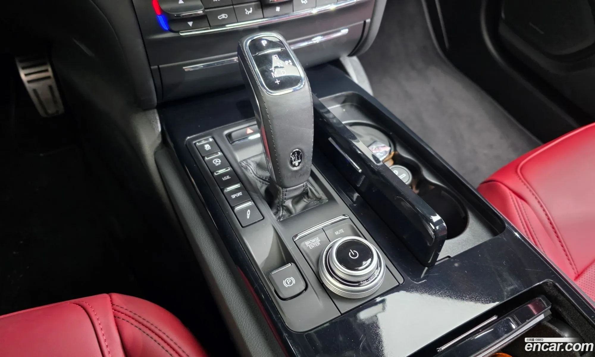 Maserati Ghibli 2022 — 2