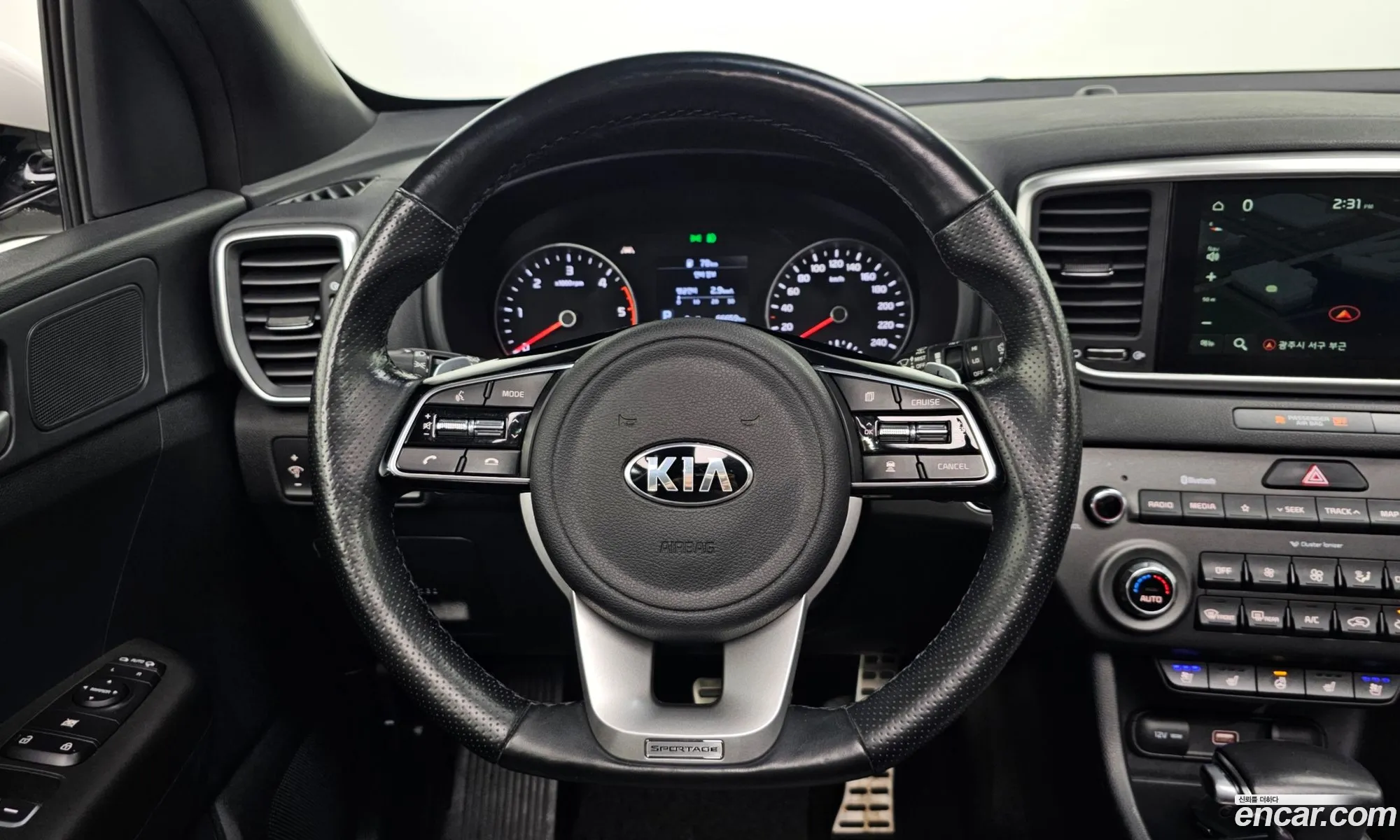 Kia Sportage the Bold 2019 — 19