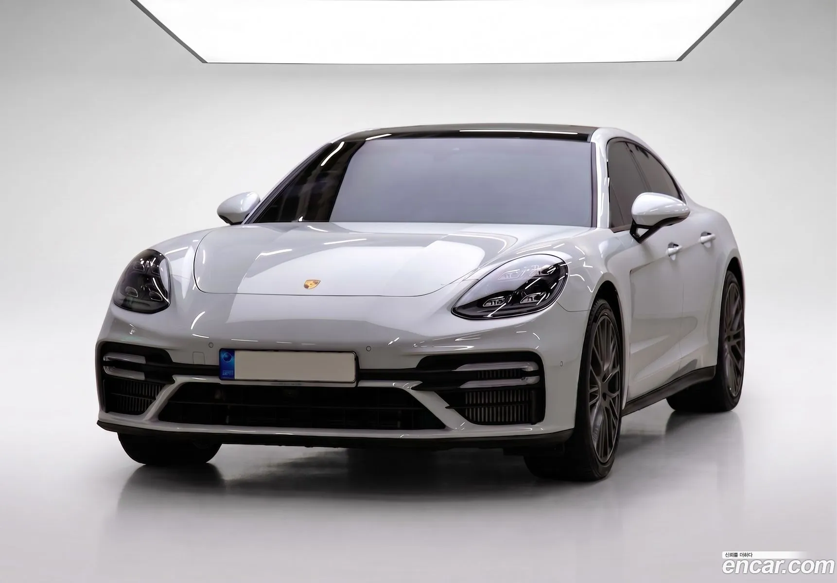 Porsche Panamera 2022 — 18