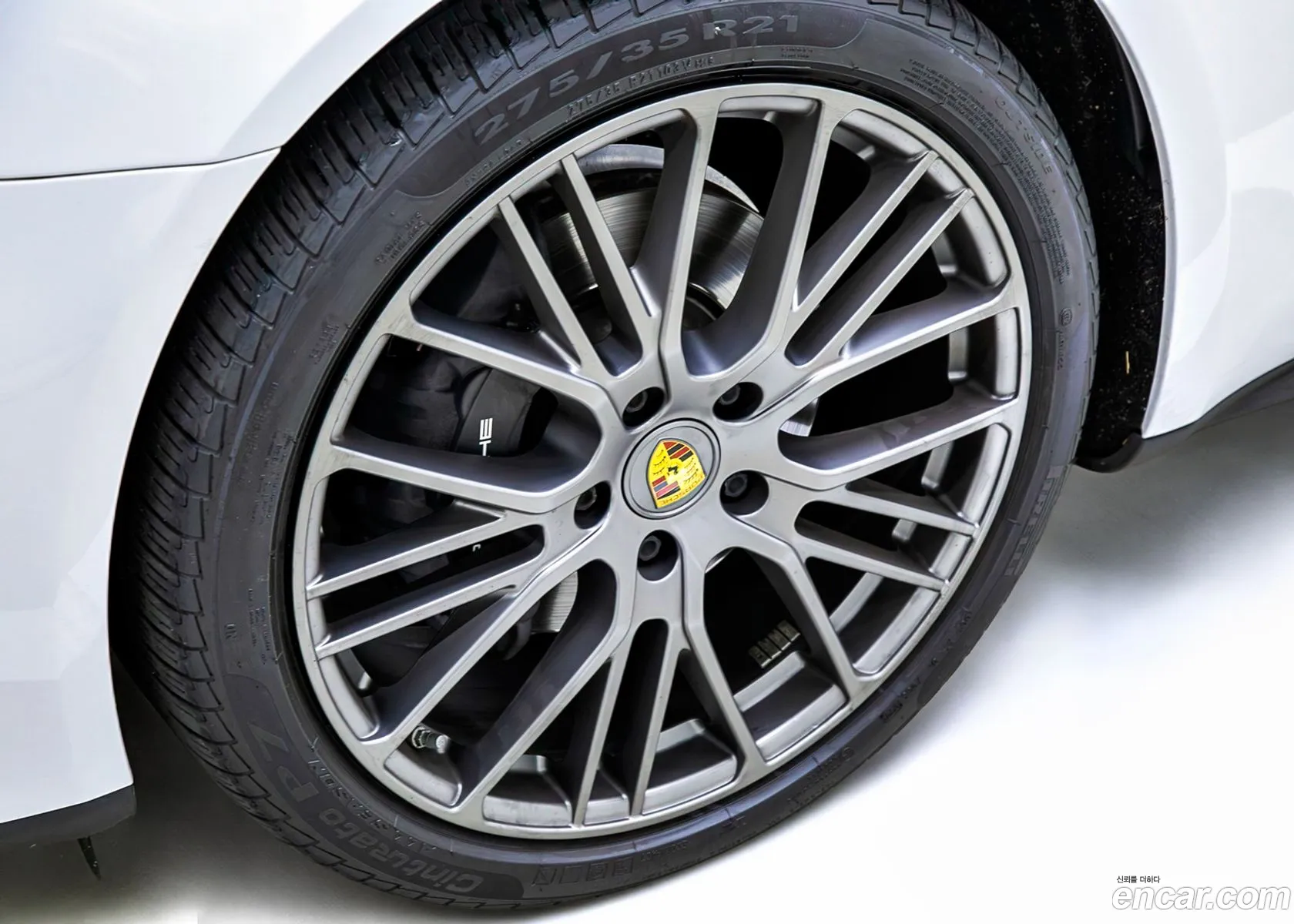 Porsche Panamera 2022 — 4