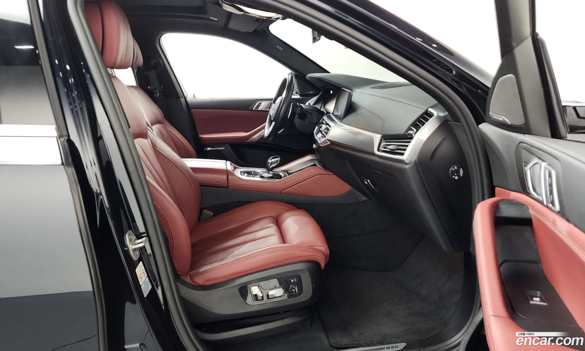 BMW X6 2021 WBAGT8105M9G08438 — 19