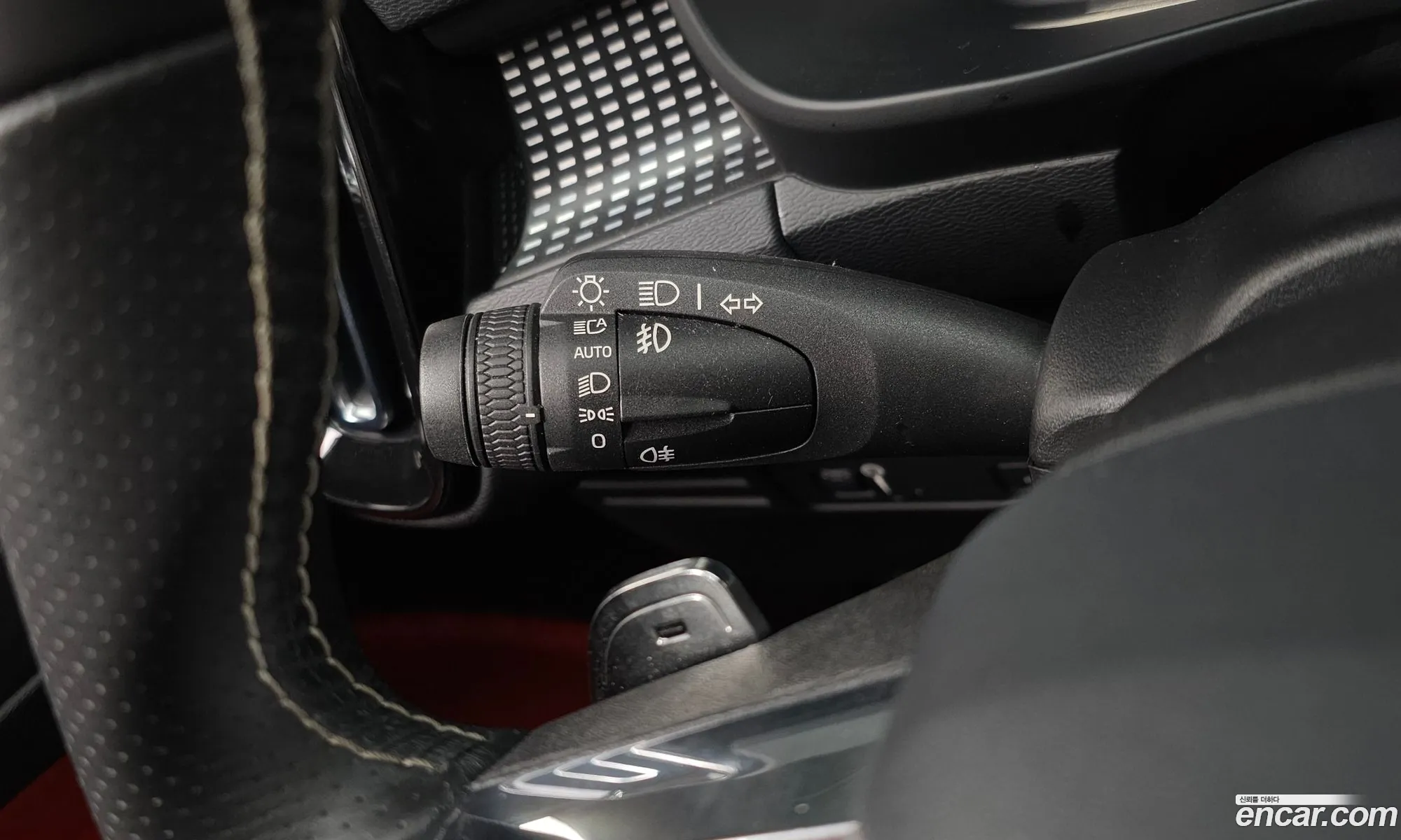 Volvo XC40 2020 YV1XZACACL2285755 — 15