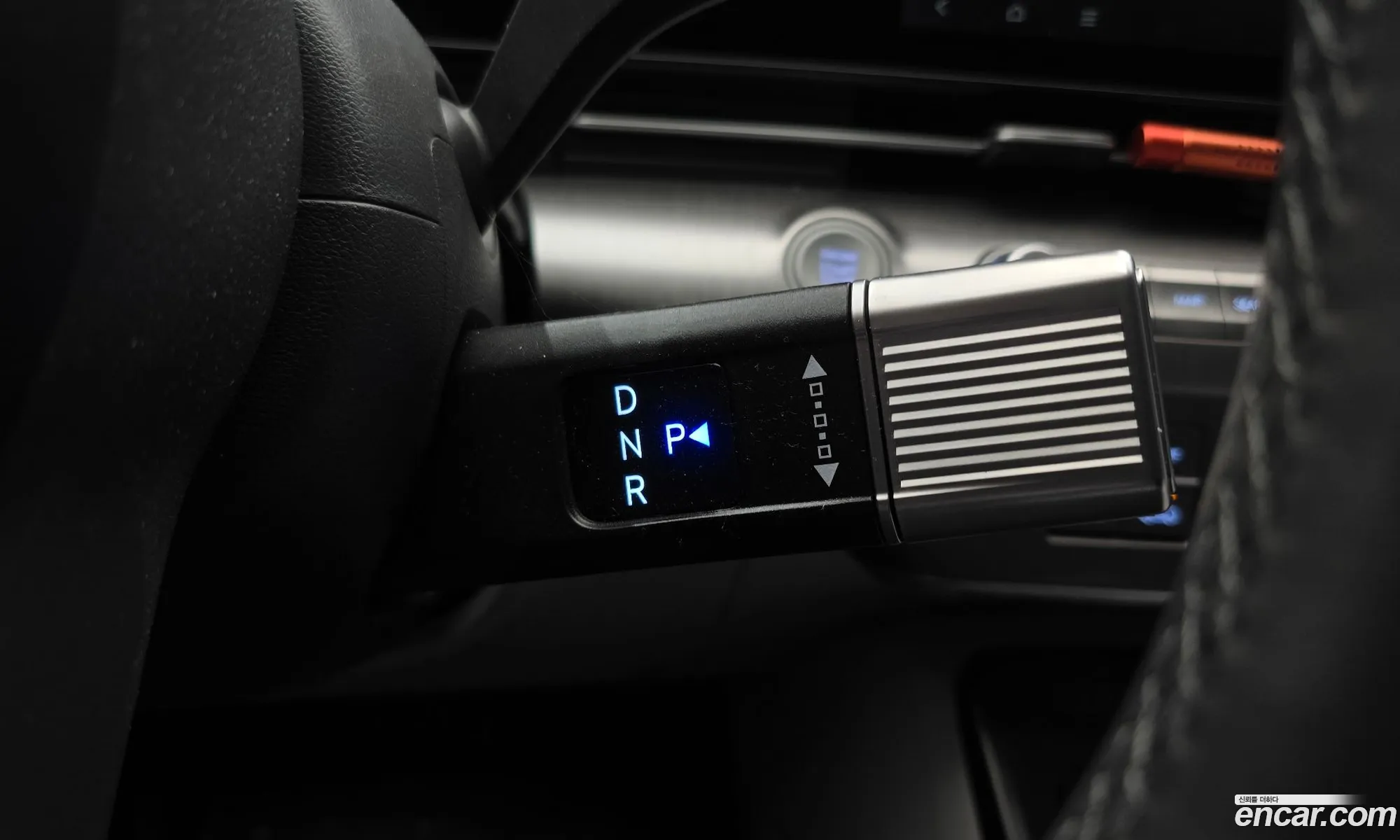 Hyundai Kona Hybrid 2023 — 19