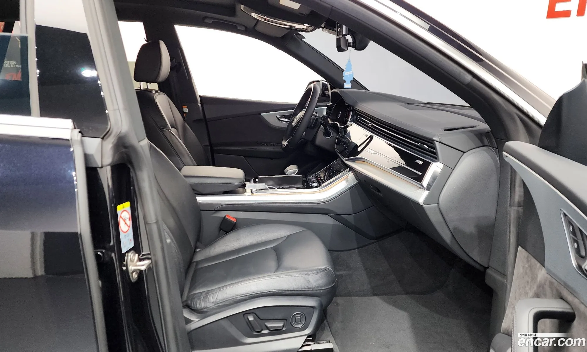 Audi Q8 2021 — 4