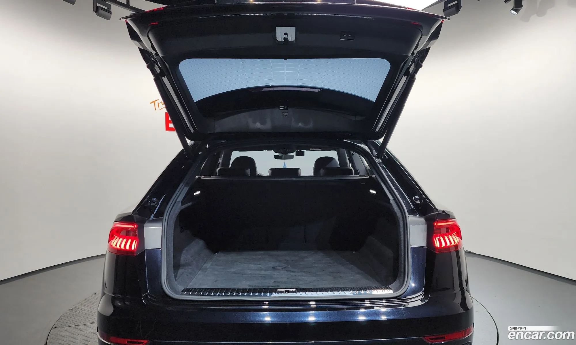 Audi Q8 2021 — 14