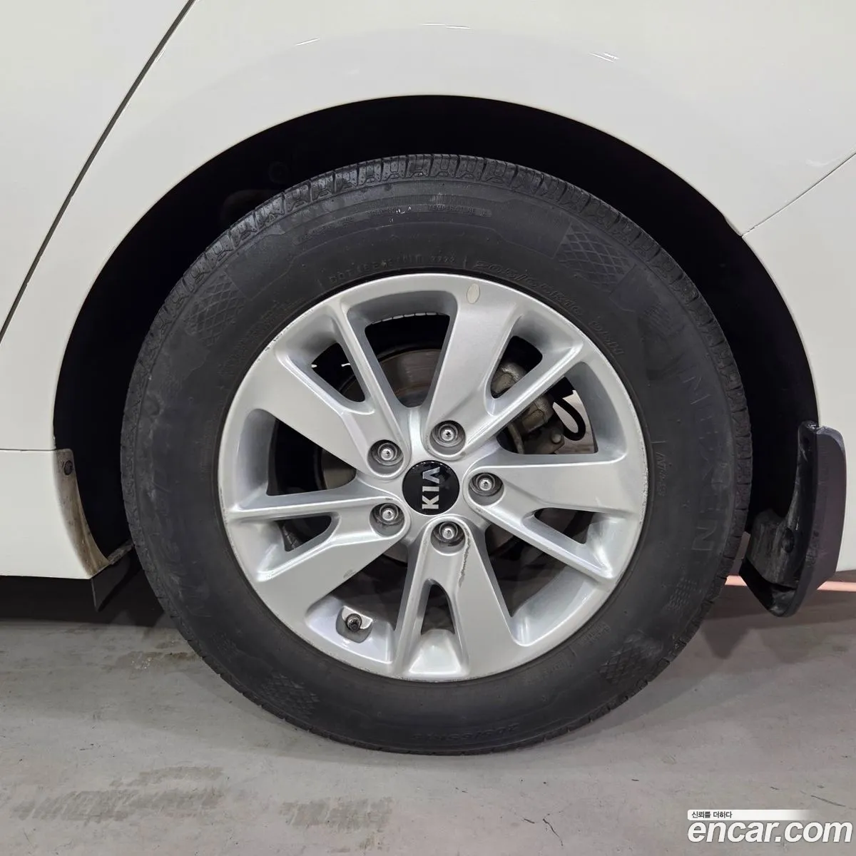 Kia K5 2017 — 14