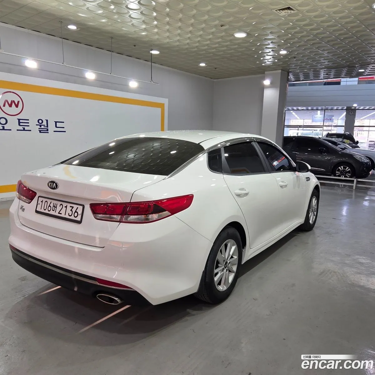 Kia K5 2017 — 6