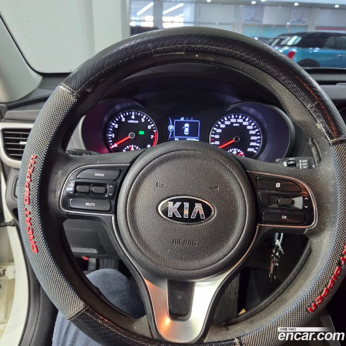 Kia K5 2017 — 18