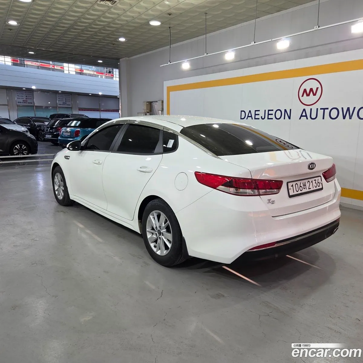 Kia K5 2017 — 17