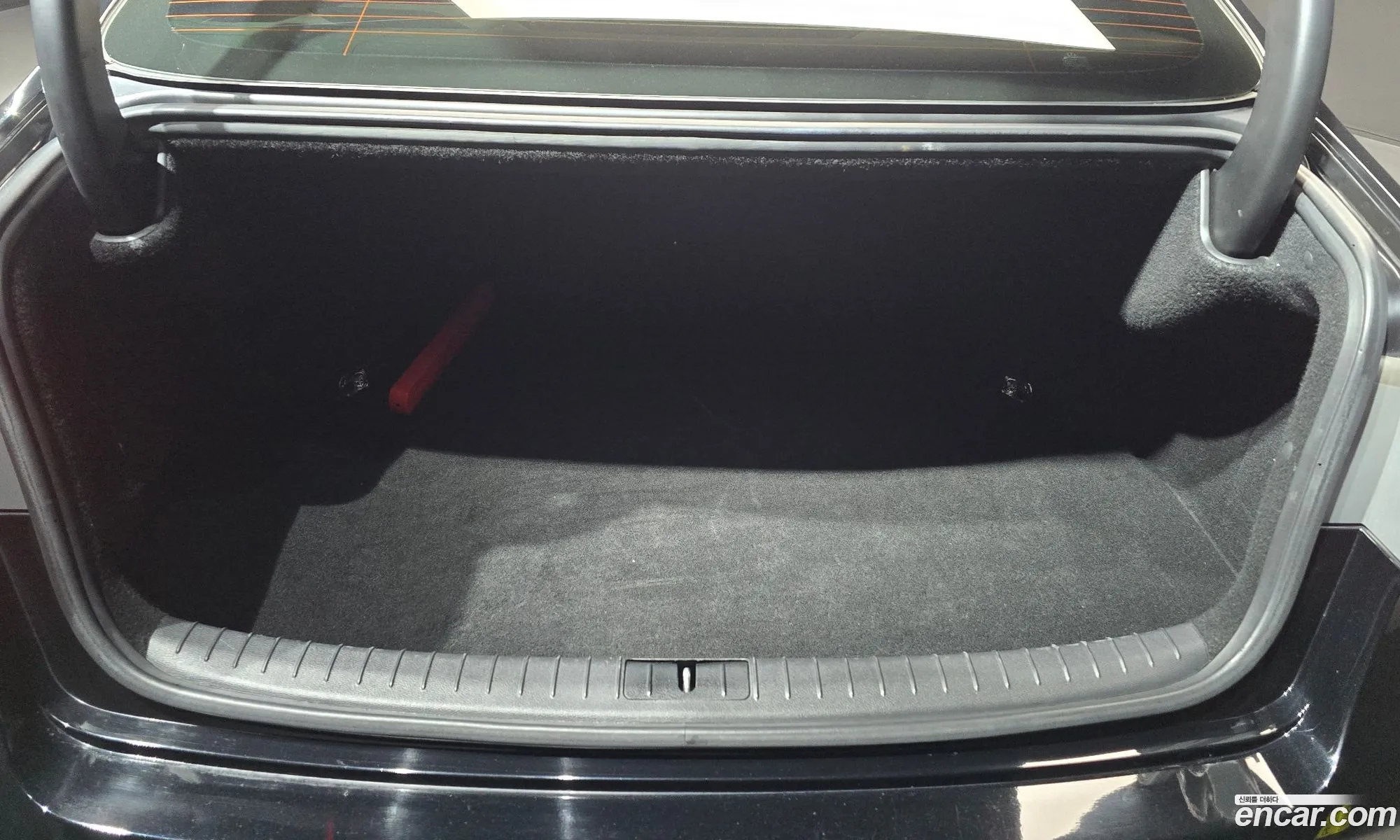 Hyundai Genesis DH 2016 — 14