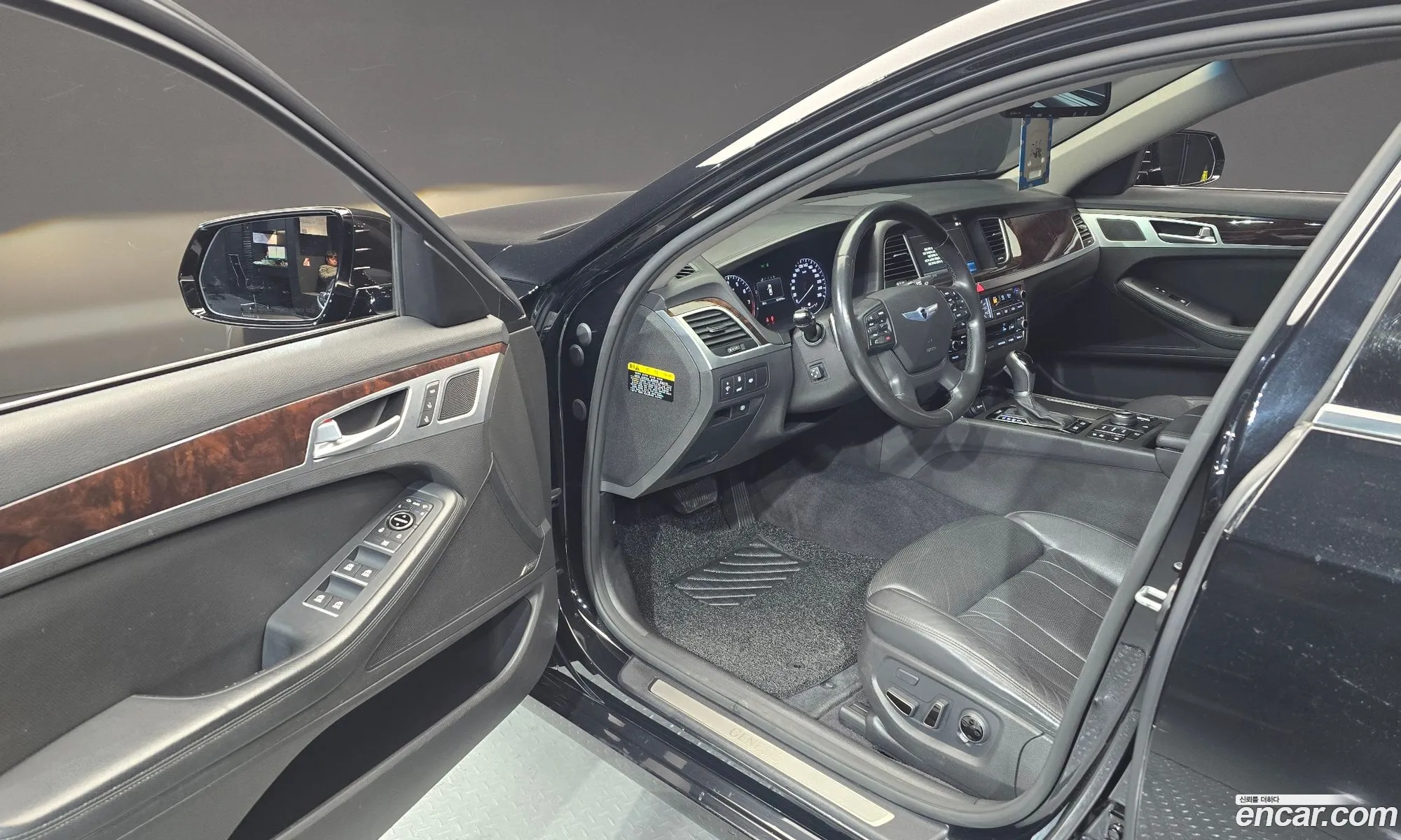 Hyundai Genesis DH 2016 — 7