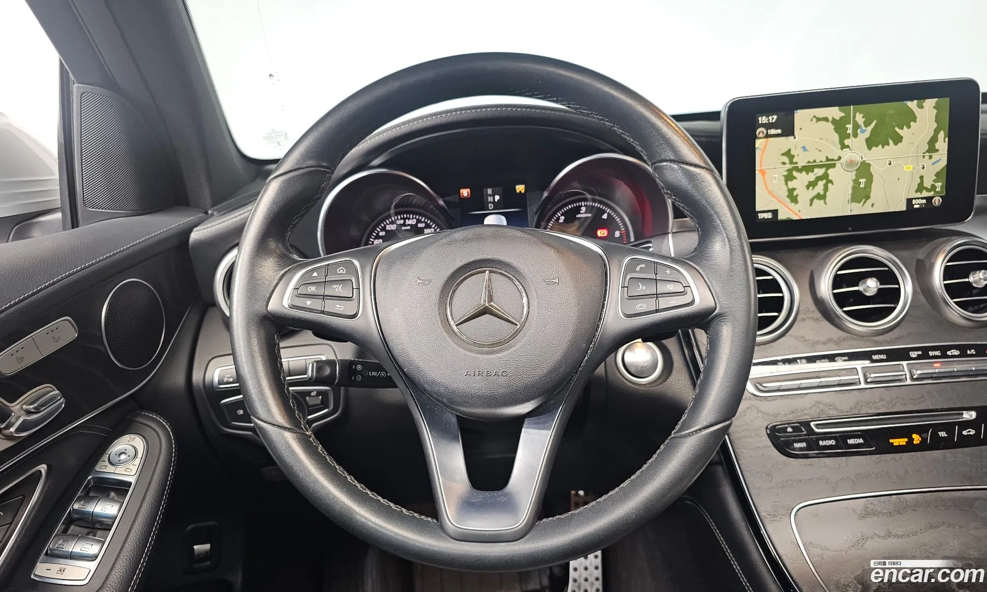 Mercedes-Benz GLC-Class X253 2017 WDC0G0FB1JF299530 — 9